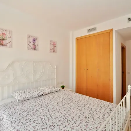 Townhouse Rode Vakantiehuis Lloret de Mar